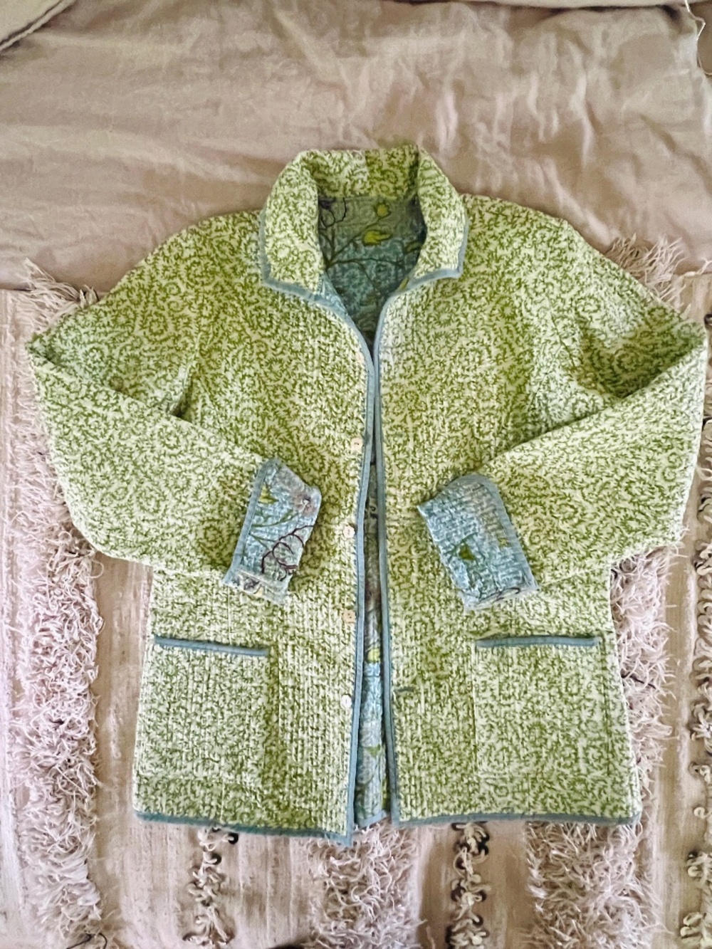 Vintage Quilted Jacket 100% Cotton Reversible Blue Green Leaf Print